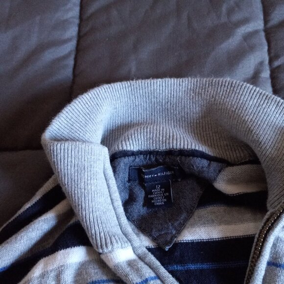 tommy hilfiger sweater boys size 12 - Picture 3 of 5